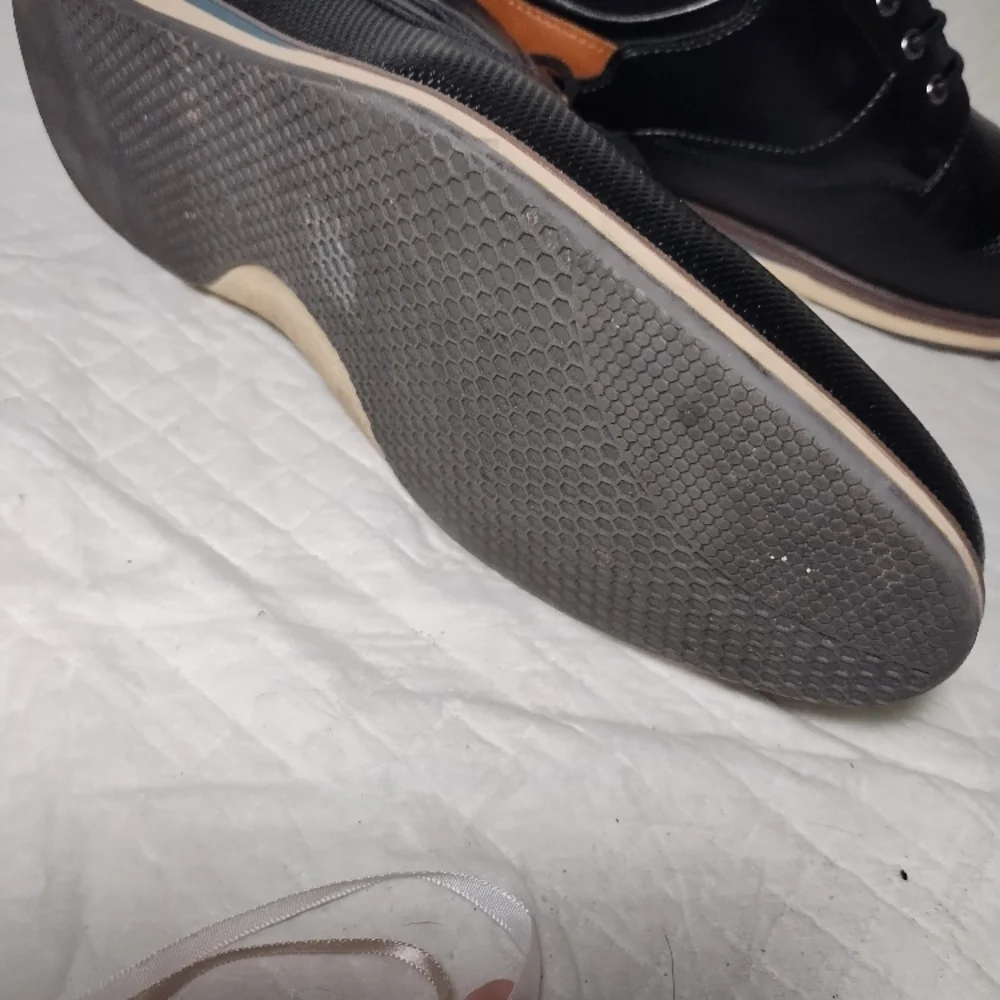 Men's Black Leather Derby Shoes
